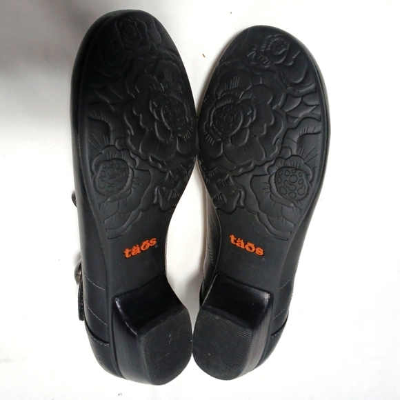 Taos  Samba Black Leather Mary Jane Shoes. Size 8 - Picture 11 of 12